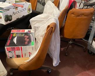 laminate & chrome dinette & six chairs, plastic folding chairs, kitchen