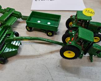 JOHN DEERE TOYS
