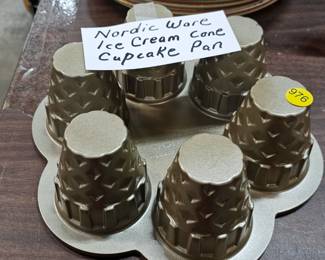 NORDIC WARE CUPCAKE PAN