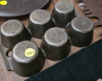 cast iron muffin pan
