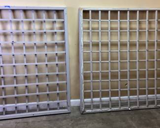 PAIR OF GARDEN TRELLISES