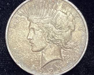 1922 SILVER PEACE DOLLAR