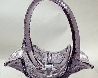 FENTON AMETHYST GLASS BASKET,