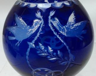 VINTAGE COBALT CUT TO CLEAR VASE 5"