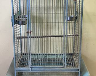 DOME TOP BIRD CAGE ON WHEELS