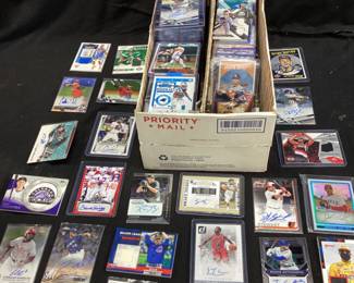 AUTOGRAPH & SWATCH BASEBALL, FOOTBALL