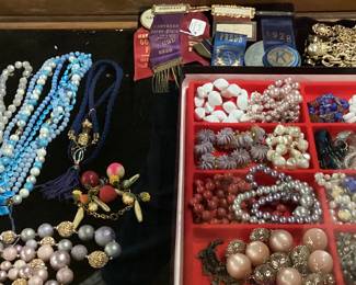 CHOICE TRAY COSTUME JEWELRY