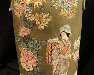 ANTIQUE MORIAGE JAPANESE VASE