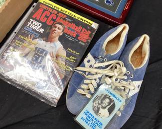 ASSORTED SPORTS COLLECTIBLES, SPOTBILT O.J. SIMPSON