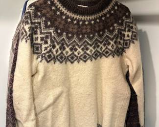 Woolrich Pure Wool Sweater - Size XL