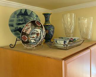 Mid 20th Century Japanese Imari Porcelain Rice Serving Bowl