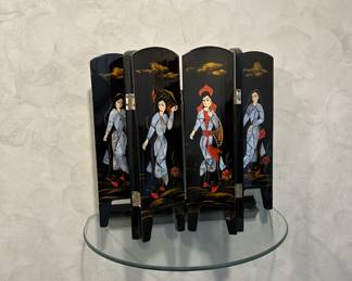 Small Japanese Lacquer Wood & Abalone Inlay Folding Screen with Geisha Design