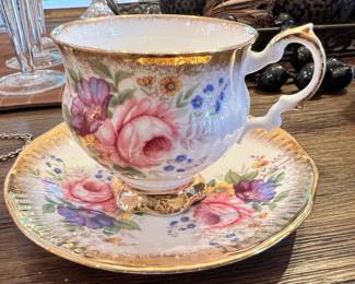 Elizabethan Jacobean Footed Teacup & Saucer