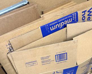 MOVING BOXES AND WARDROBE BOXES WITH BRACKETS