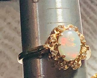 14k Gold & Diamond ring size 6