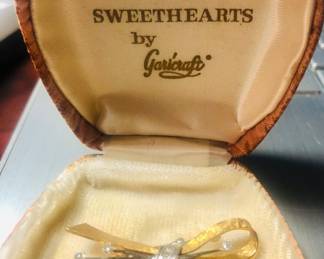 Antique 14k gold and diamond pin 