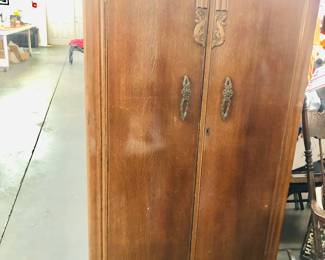 Antique wardrobe armoire chiffenrobe 