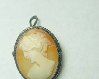 Antique .800 Silver cameo pin or pendant 