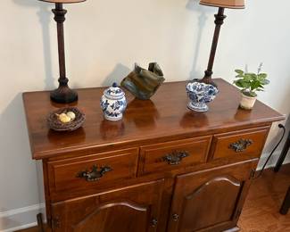 Credenza/Buffet