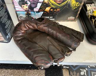 Vintage Baseball Glove