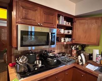 Pots, pans and housewares