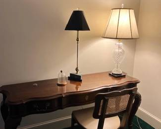 Small desk and lamps
