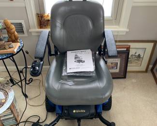 This motorized scooter is not powering up (needs new battery?)