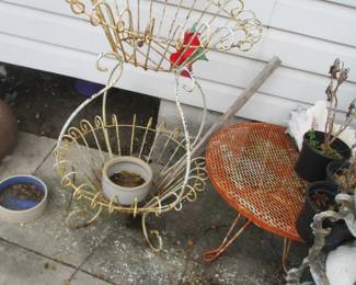 Outdoor planter 