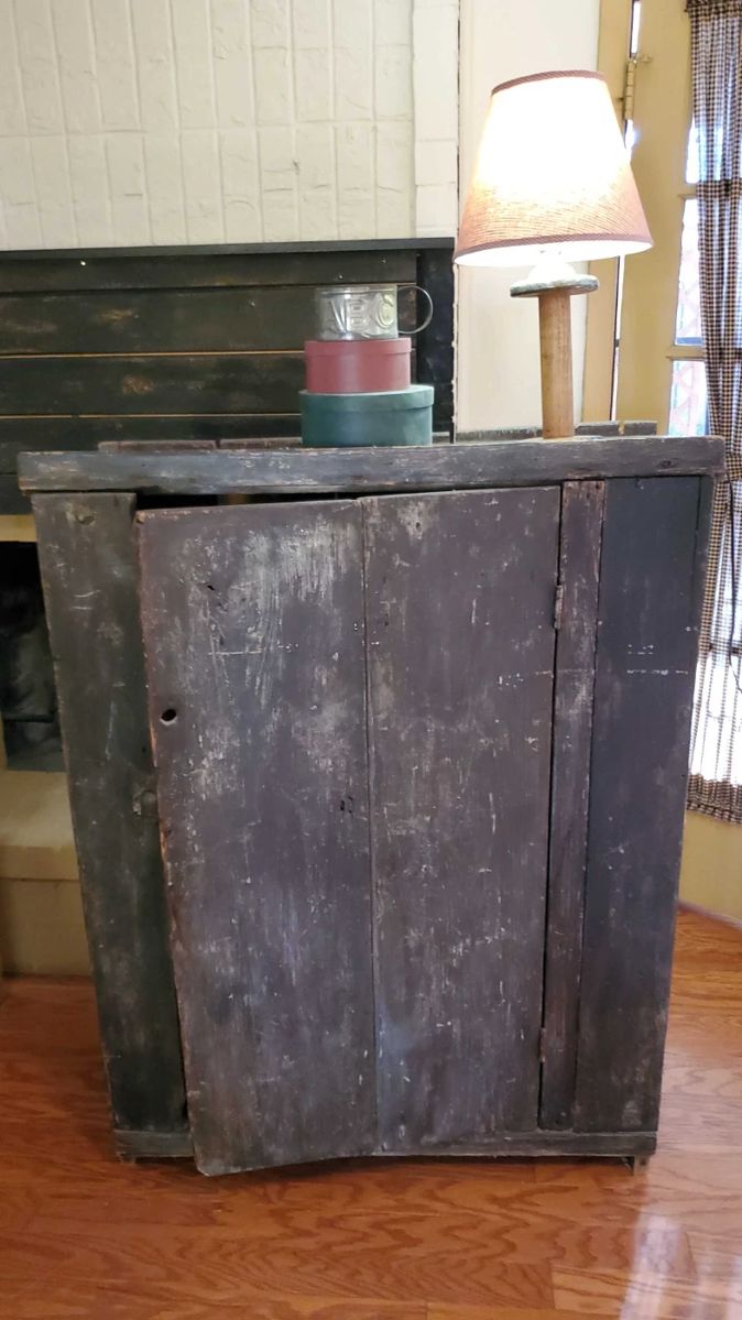 Country Rustic Treasures & Antiques Online... starts on 1/24/2024