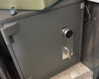 Jeweler’s safe