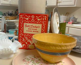 Betty Crocker Cook Book