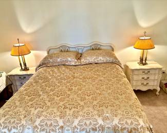 Beautiful Queen Bedding - Mattress Available