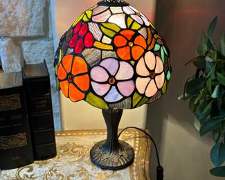 Tiffany Style Multicolor Lamp