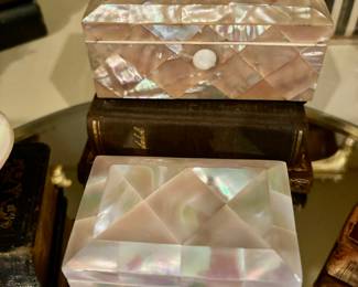 Small Mother of Pearl Accessories