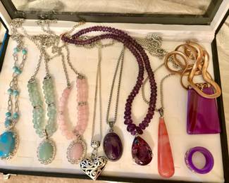 Pendant Necklaces