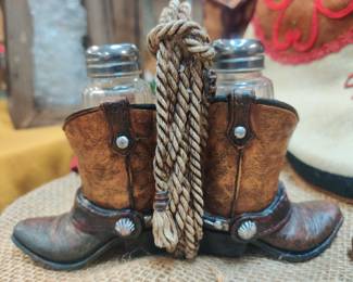 Salt & Pepper shakers