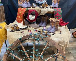 Boot Christmas Theme!!