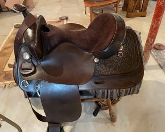 . .. great horse saddle