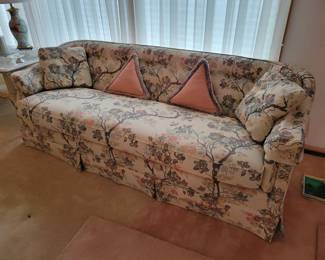 Beautiful vintage Henredon sofa. Owner had plastic covers on this for most of its life!