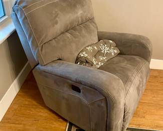 Leather recliner