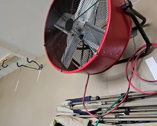 Commercial fan