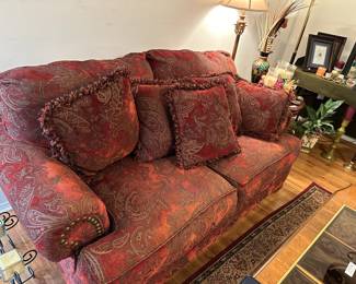 Ver comfortable two cushion sofa with extra cushions