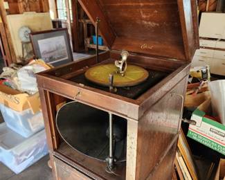 Edison Disc Phonograph (possibly 1915-1918)