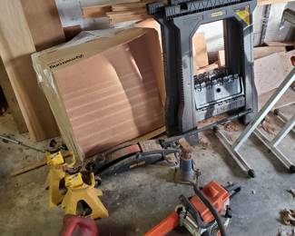 Stihl Chainsaw, Saw Horses. Jack & Jack Stands