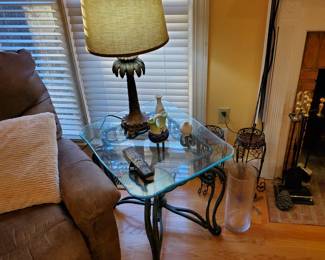 Solid aluminum indoor/outdoor side tables