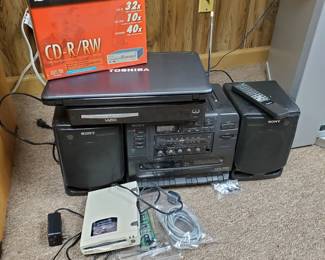 SONY Stereo CFD-550, Vizio Blu-ray VBR121, SONY CD-R/RW CRX185A1, Toshiba Satellite Windows7 Core-i7