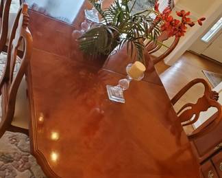 Solid Cherry Lexington Table w/ 2 Leafs