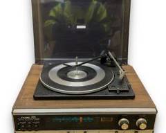 Vintage Denon Dual-Triphonic System AM-FM Solid State Stereo Model: QX-1050 w/ Original Needle Cartridge
