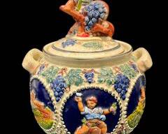 Gerz German Raised Castle Stoneware Biscuit Cookie Jar Grapes Wine Beer EUC
