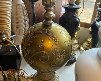 1950s Hollywood Regency Gold Satin Glass Table Lamp